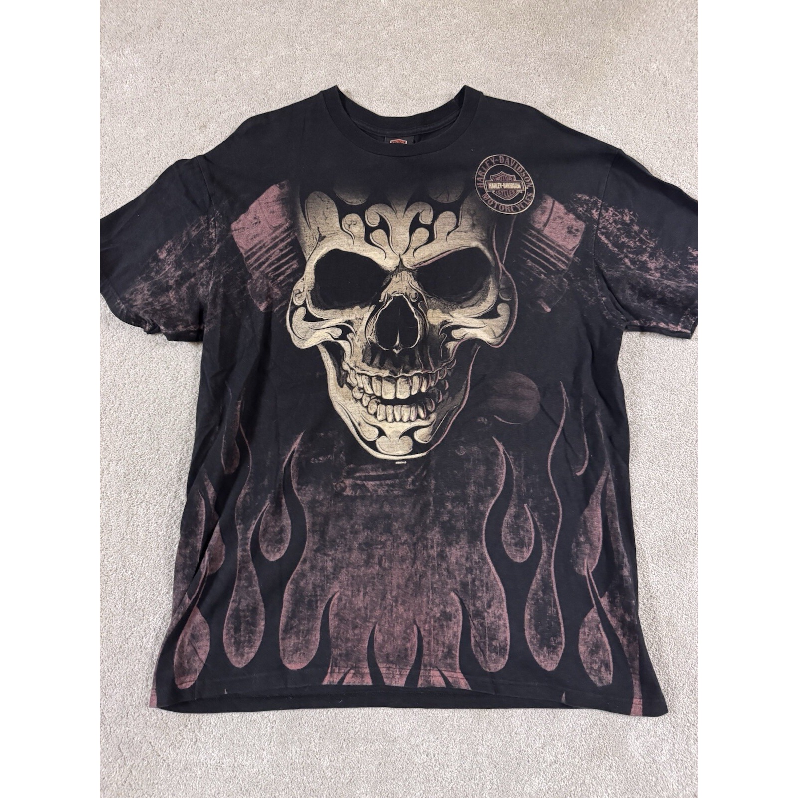 Vintage y2k Harley Davidson XL AOP skull bones flames graphic t shirt Key West