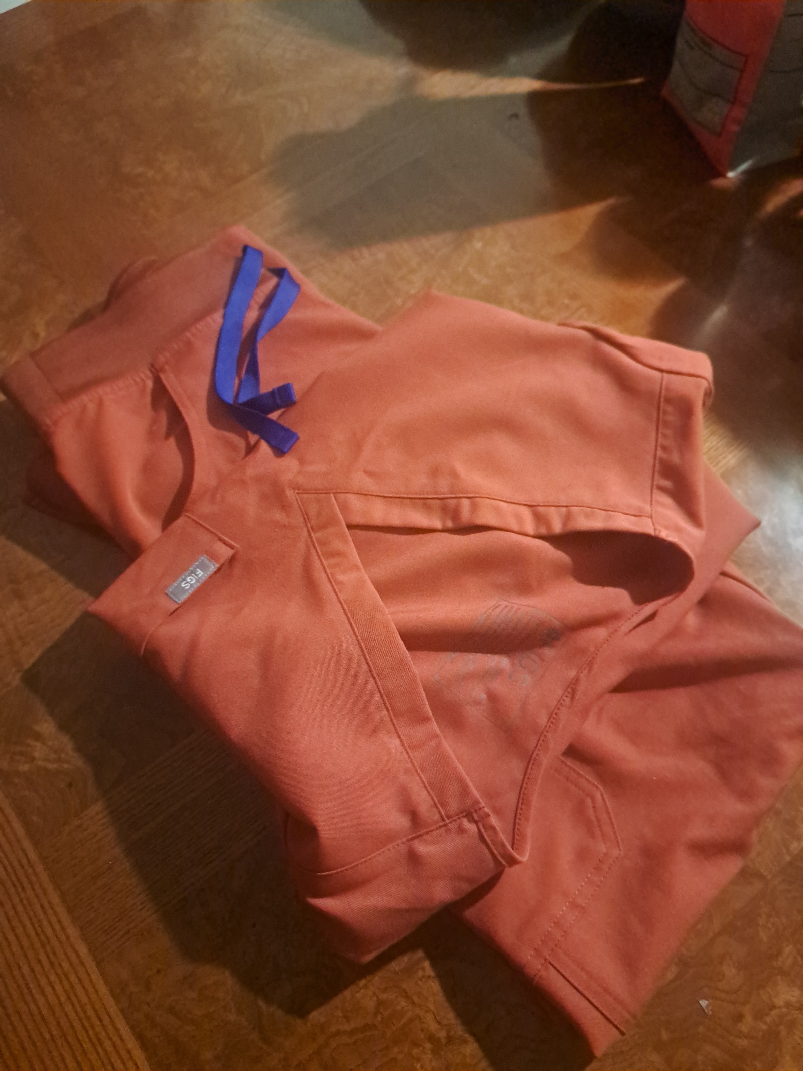 Fig women auburn set