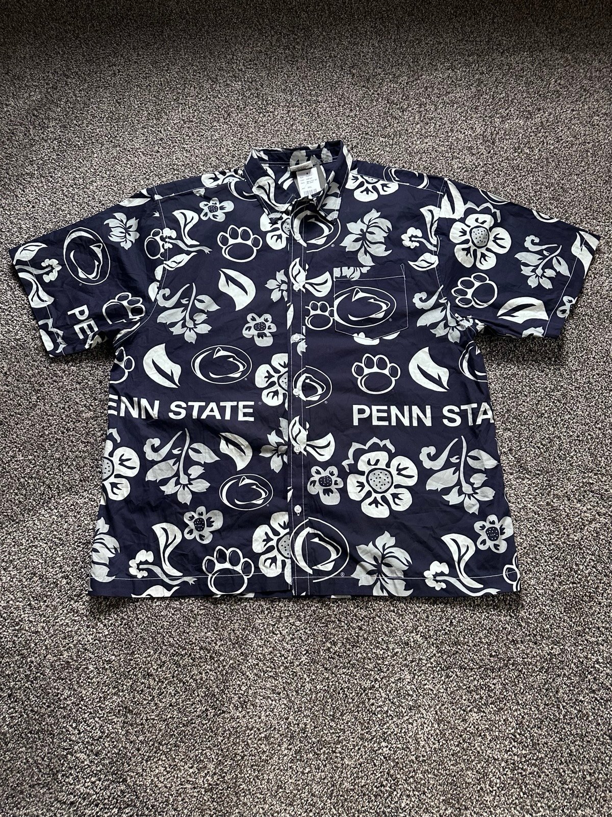 NWT WES AND WILLY XXL PENN STATE TROPICAL SHORT SLEEVE BUTTON DOWN MENS SHIRT