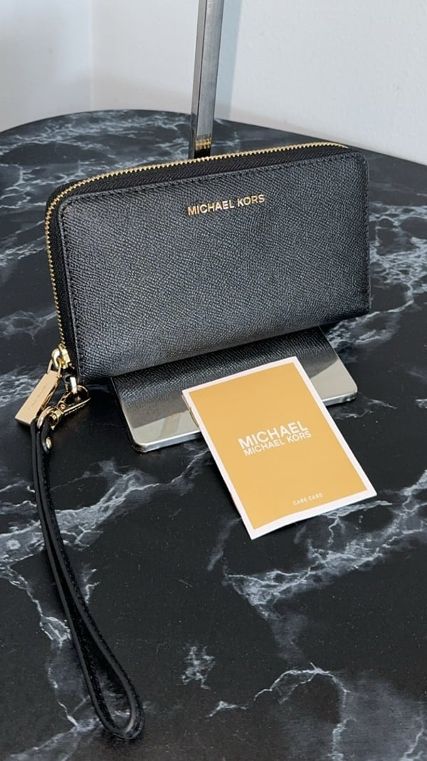 michael michael kors signature jet set item large flat multi function phone case