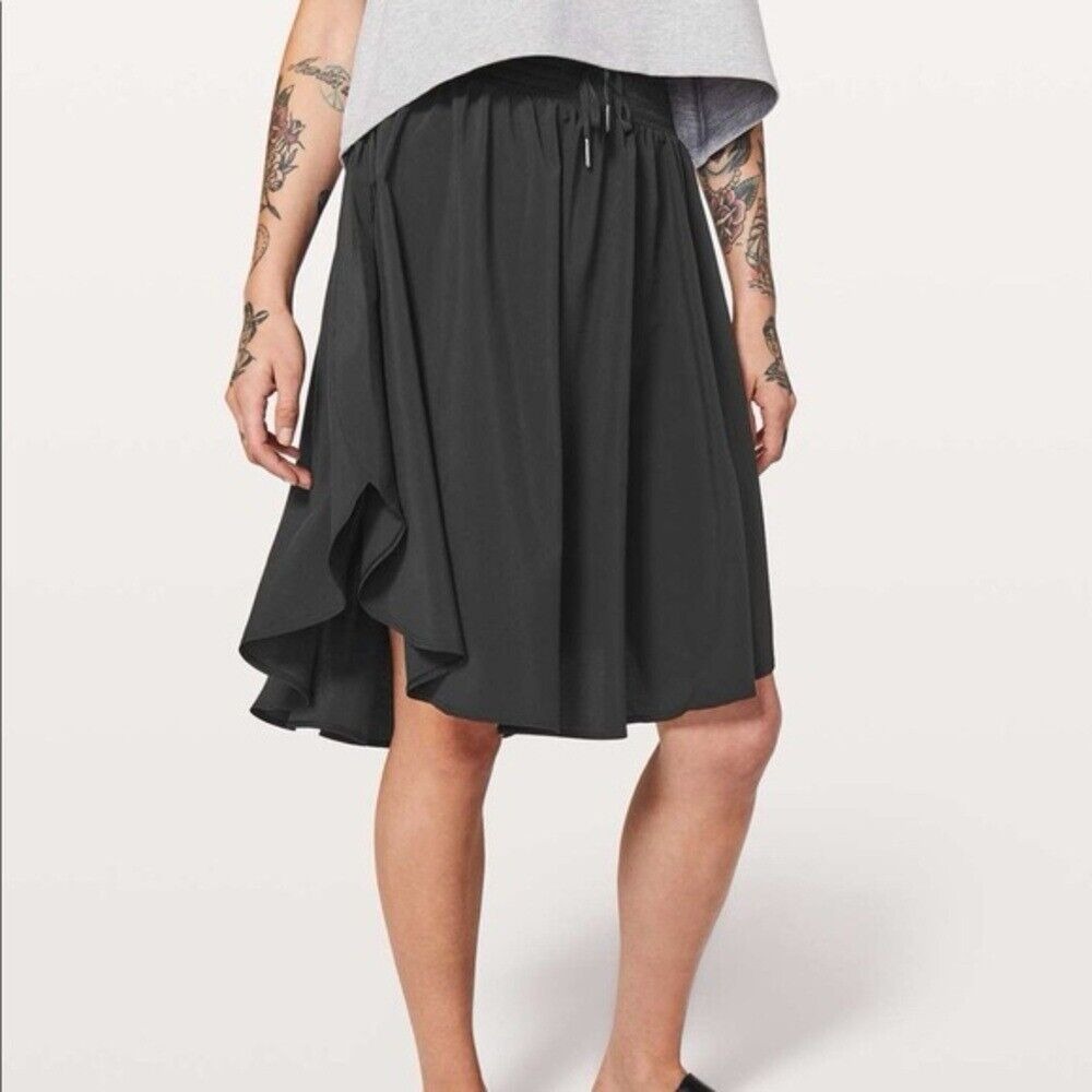 Lululemon Everyday Skirt Black Size 6