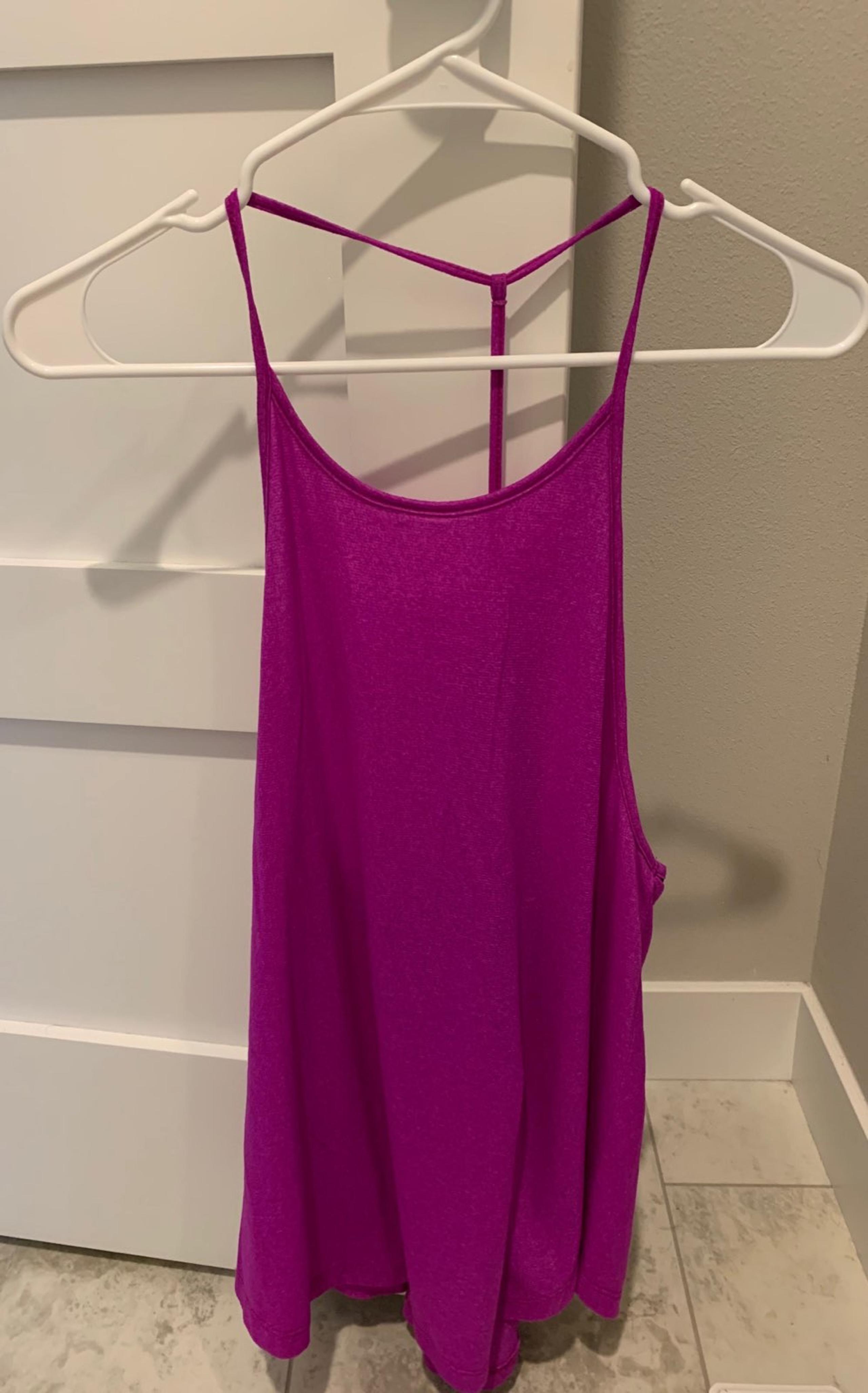 Beyond Yoga tank