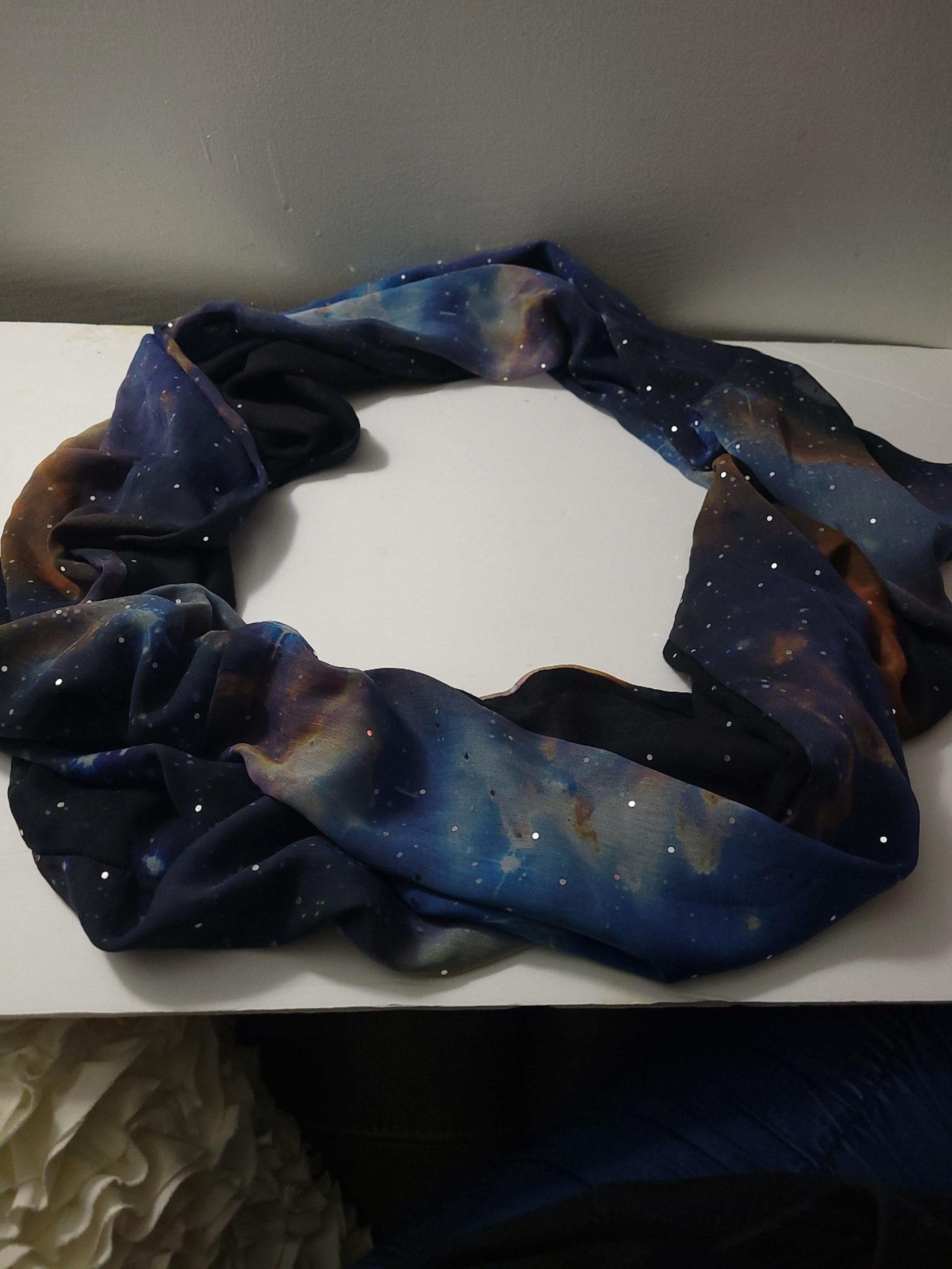 Steve Madden- Reversible Galaxy Infinty  Scarf..Galaxy/ Black with Sparkles