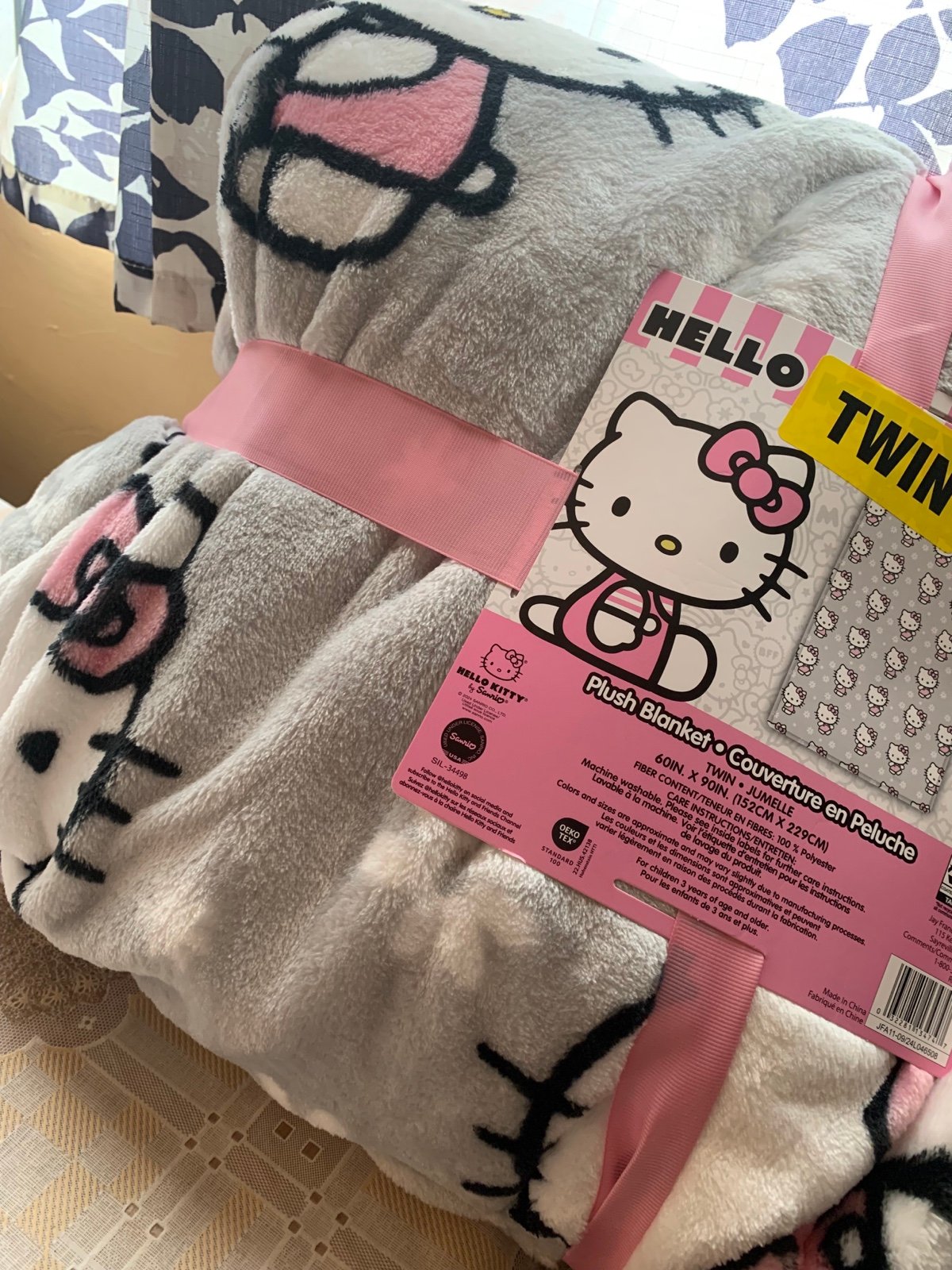 Hello Kitty Twin Grey Blanket
