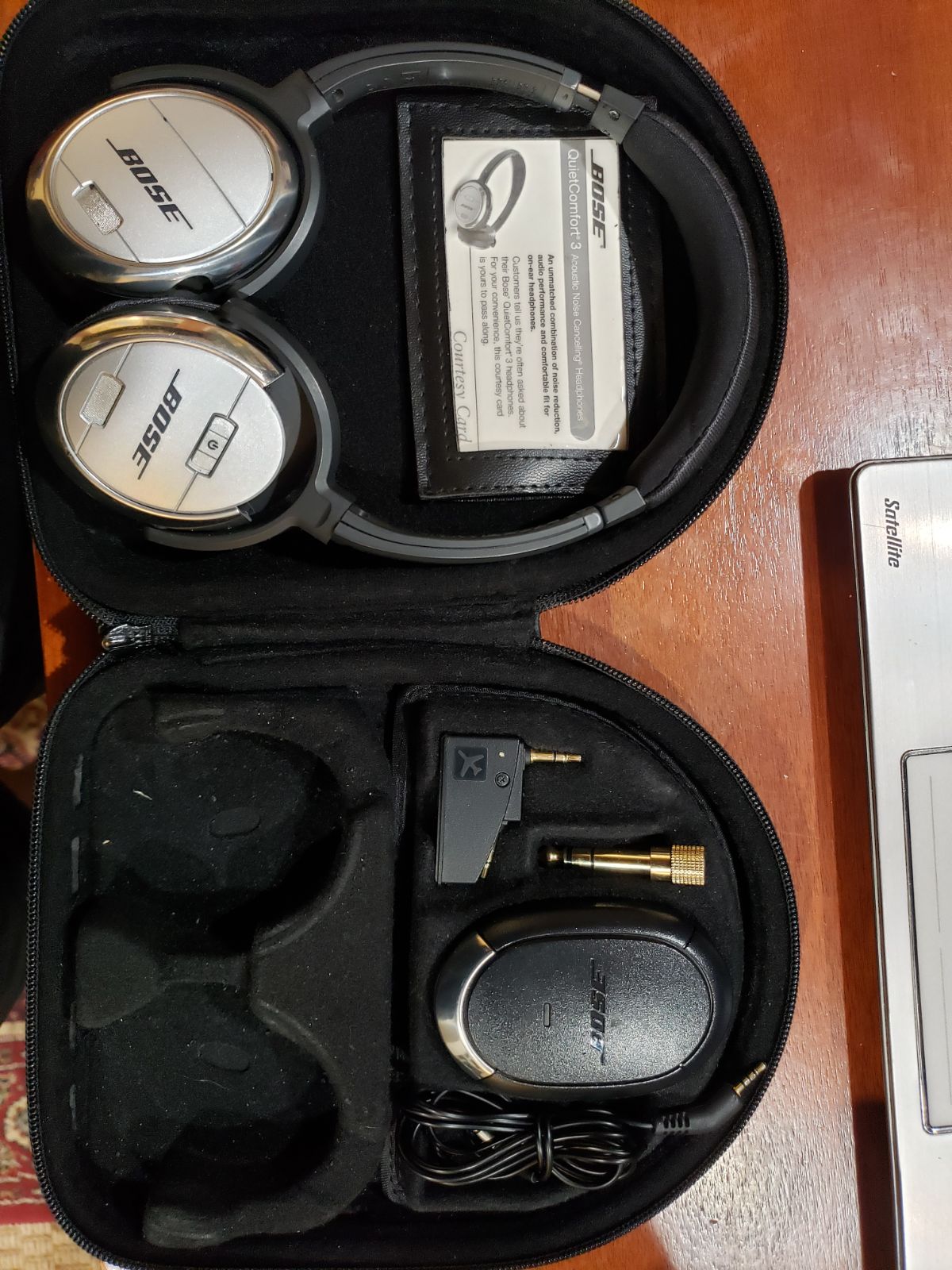 Bose noise cancelling headphones