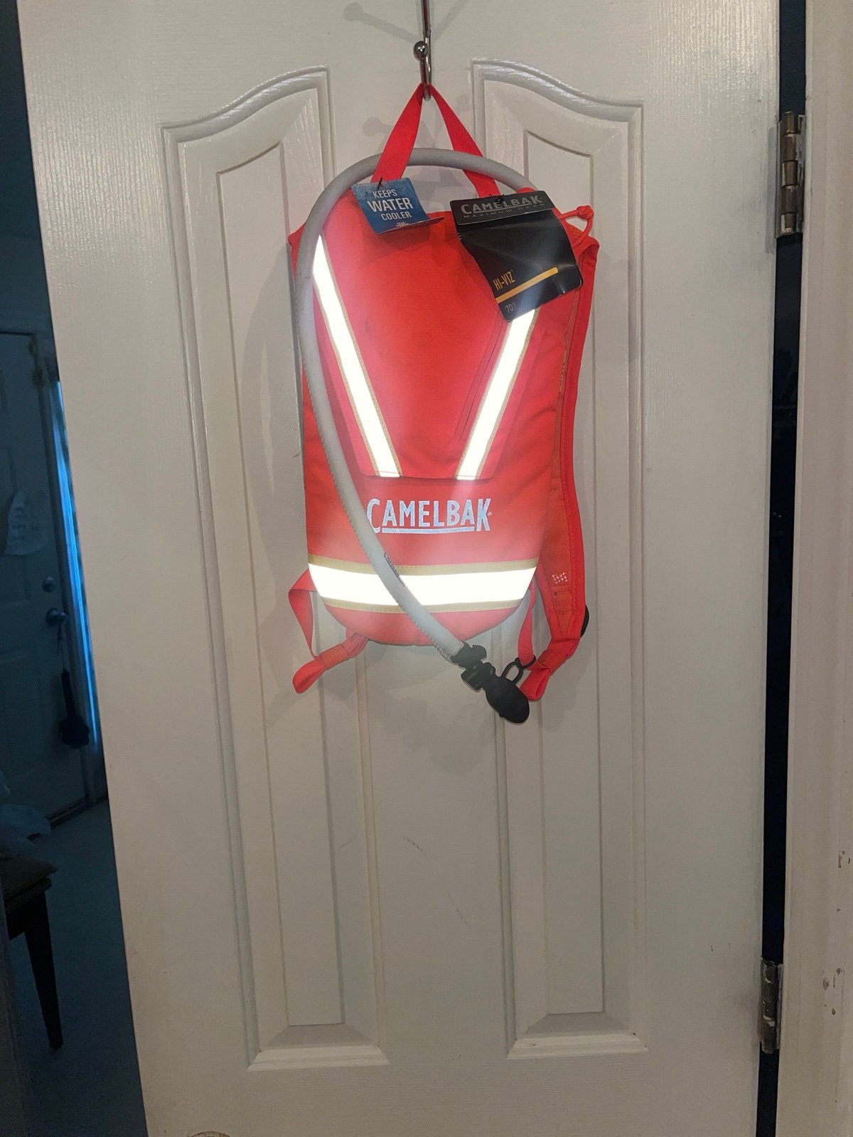 Camelback water cooler keep drinks cold