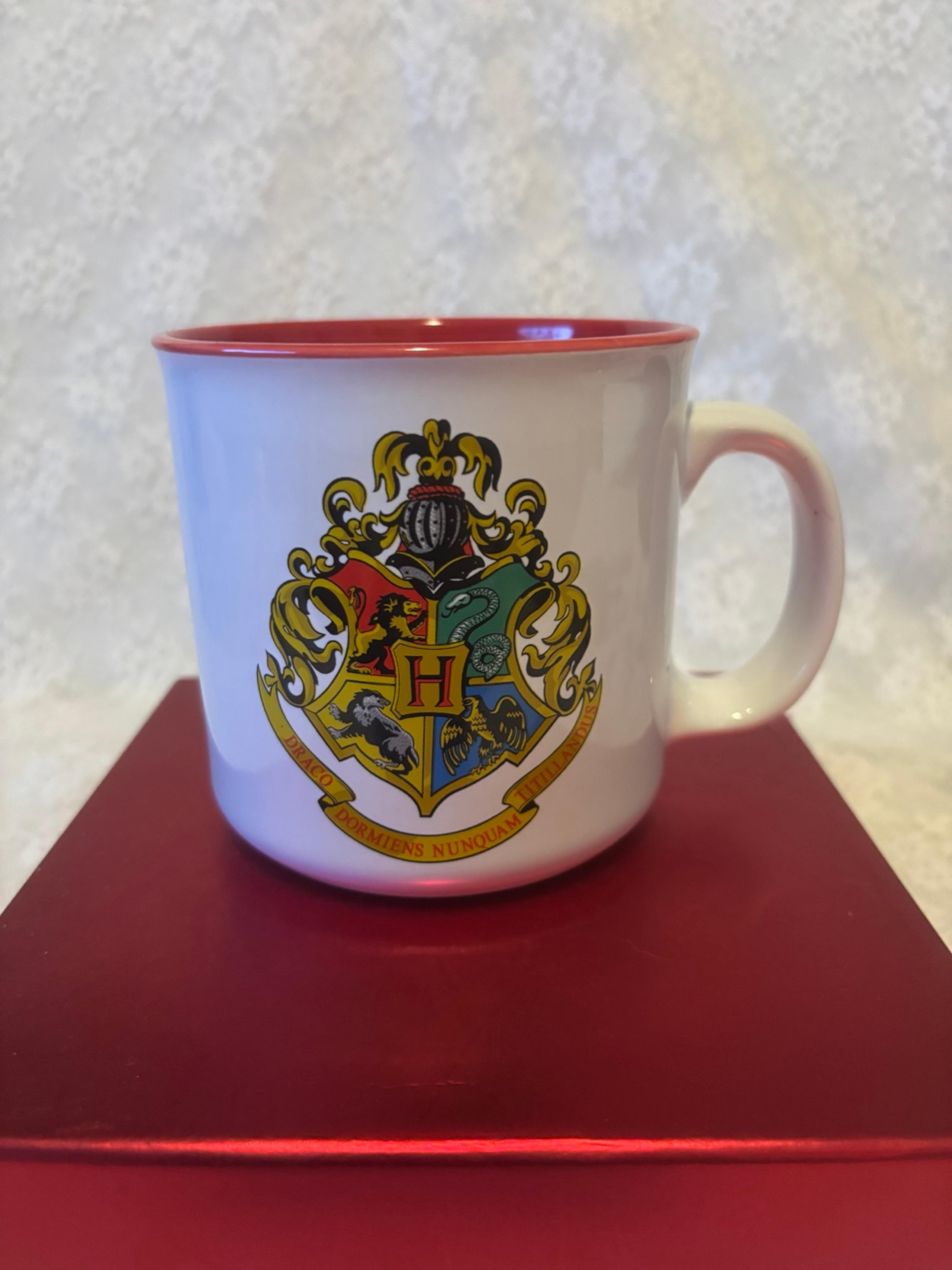 Harry Potter Hogwart Crest White Camper Ceramic Mug