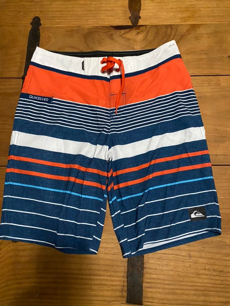Quicksilver board shorts, Sz 30 x 21