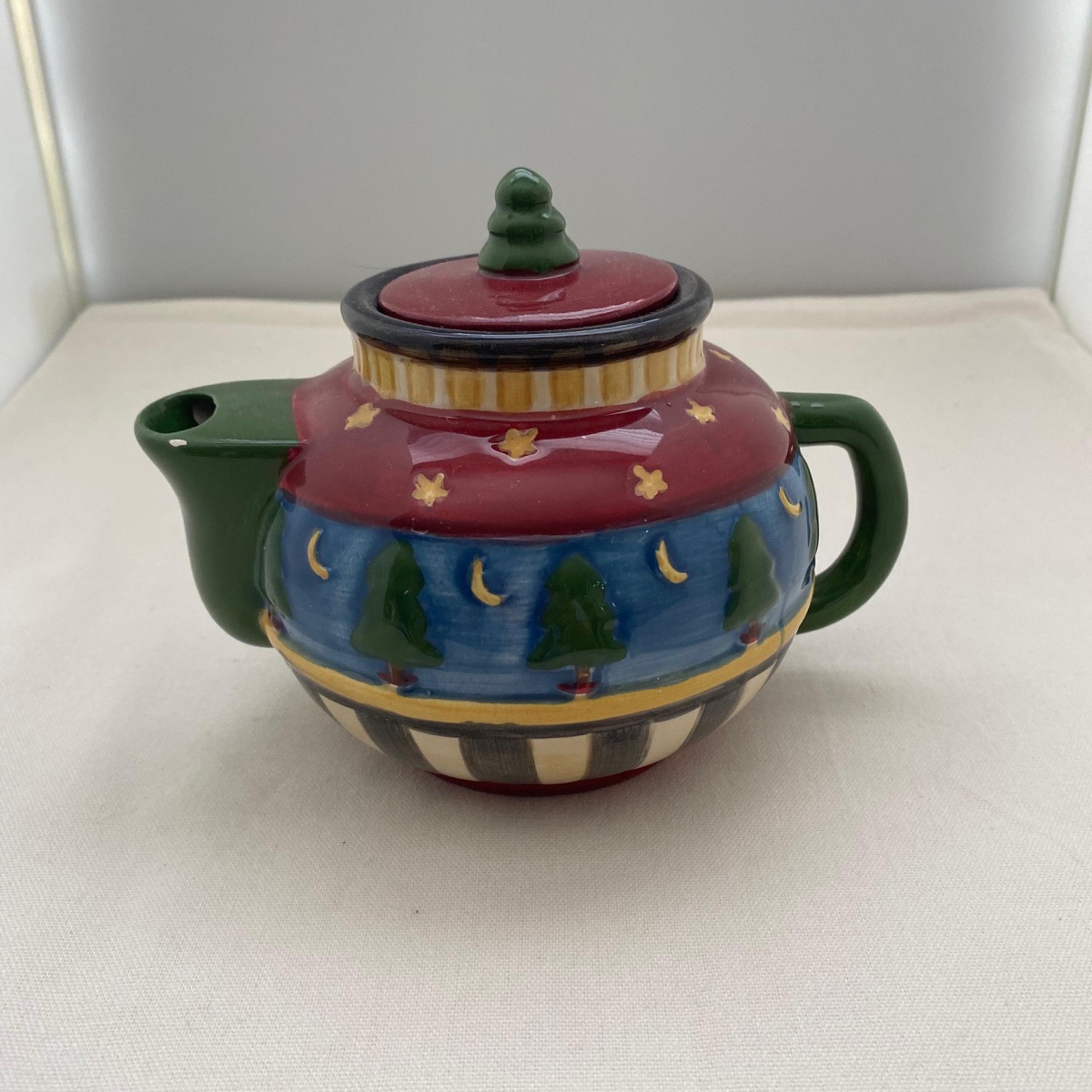 Small Teapot by Debbie Mumm
