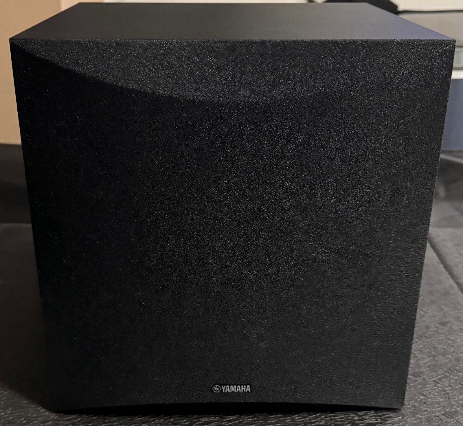 Yamaha NS-SW050 40W Sub Black Ported Powered Subwoofer Speaker