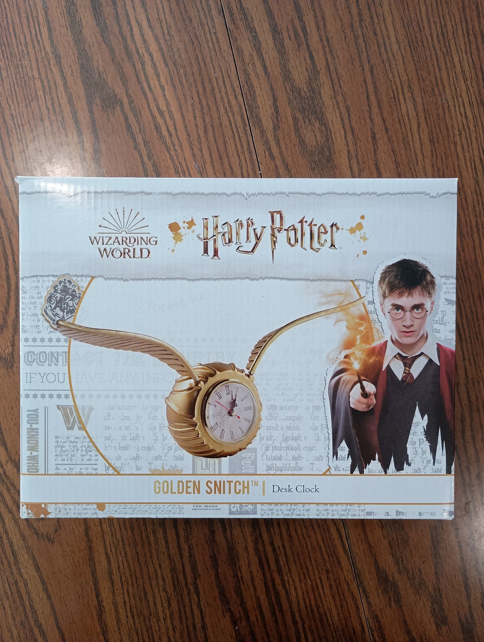 Harry Potter Golden Snitch desk clock