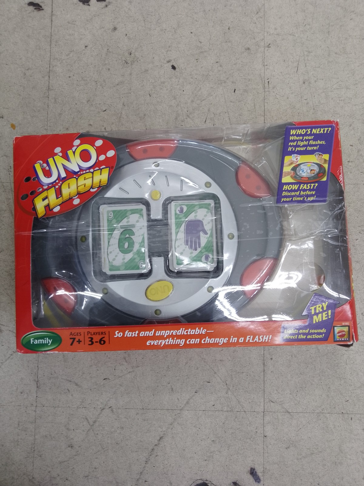 UNO Flash Electronic Card Game Mattel 2009