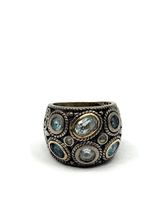 Vintage Two Tone Engraved Ring