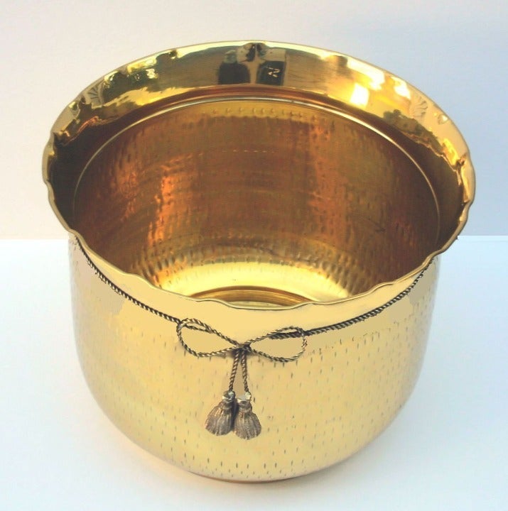 No. 1299404 Large Brass Floor Planter