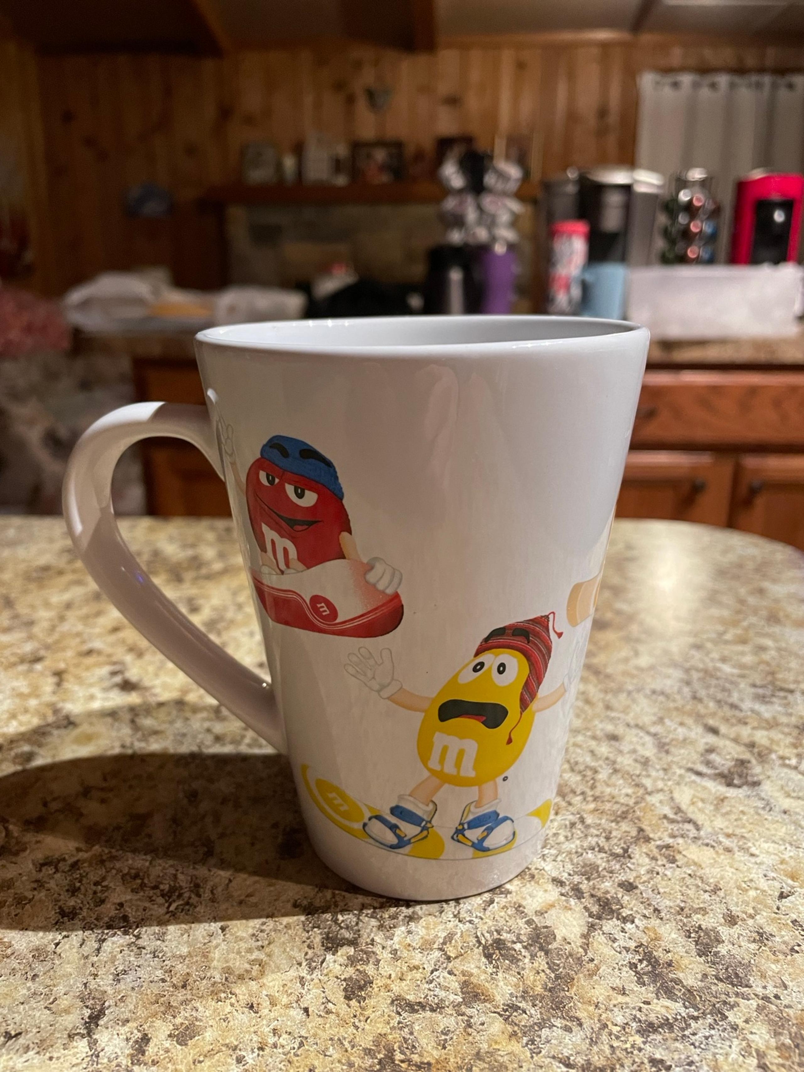 M&M Characters Winter Fun Snowboarding Coffee Cup/Mug 12 Oz Collectible MM