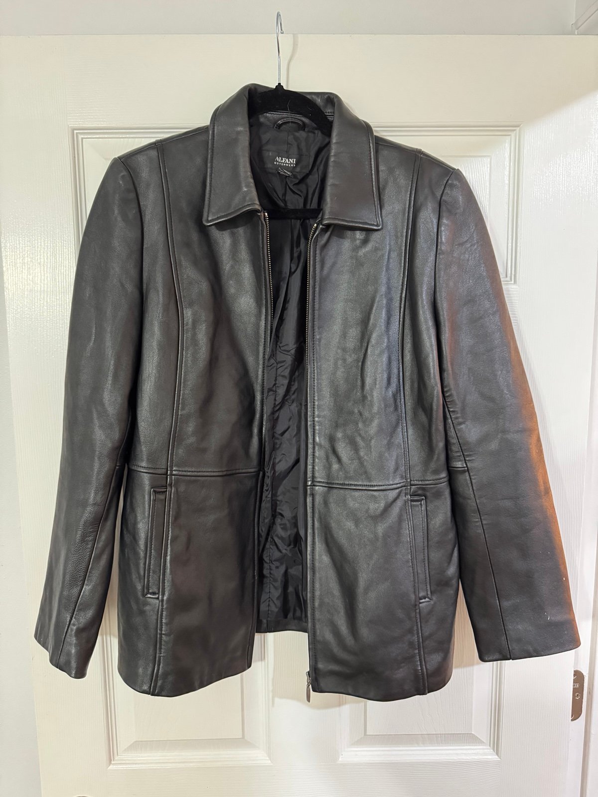 Women’s Alfani leather jacket