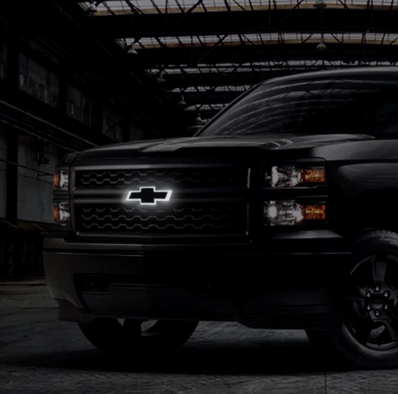 2016-2018 Silverado 1500 LED Illuminated Grille Emblem (Black)