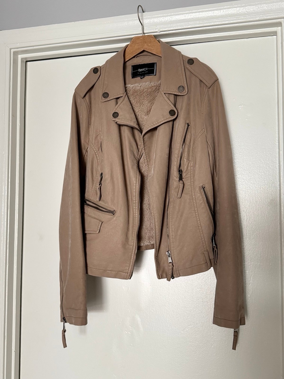 BNCI Blanc Noir Classic Tan Beige Moto Jacket Faux Leather Fur Lined Zippers M