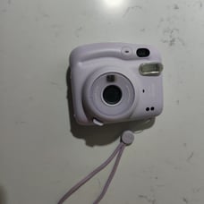 Fujifilm Instax Mini 11 Instant Film Camera in Lilac Purple