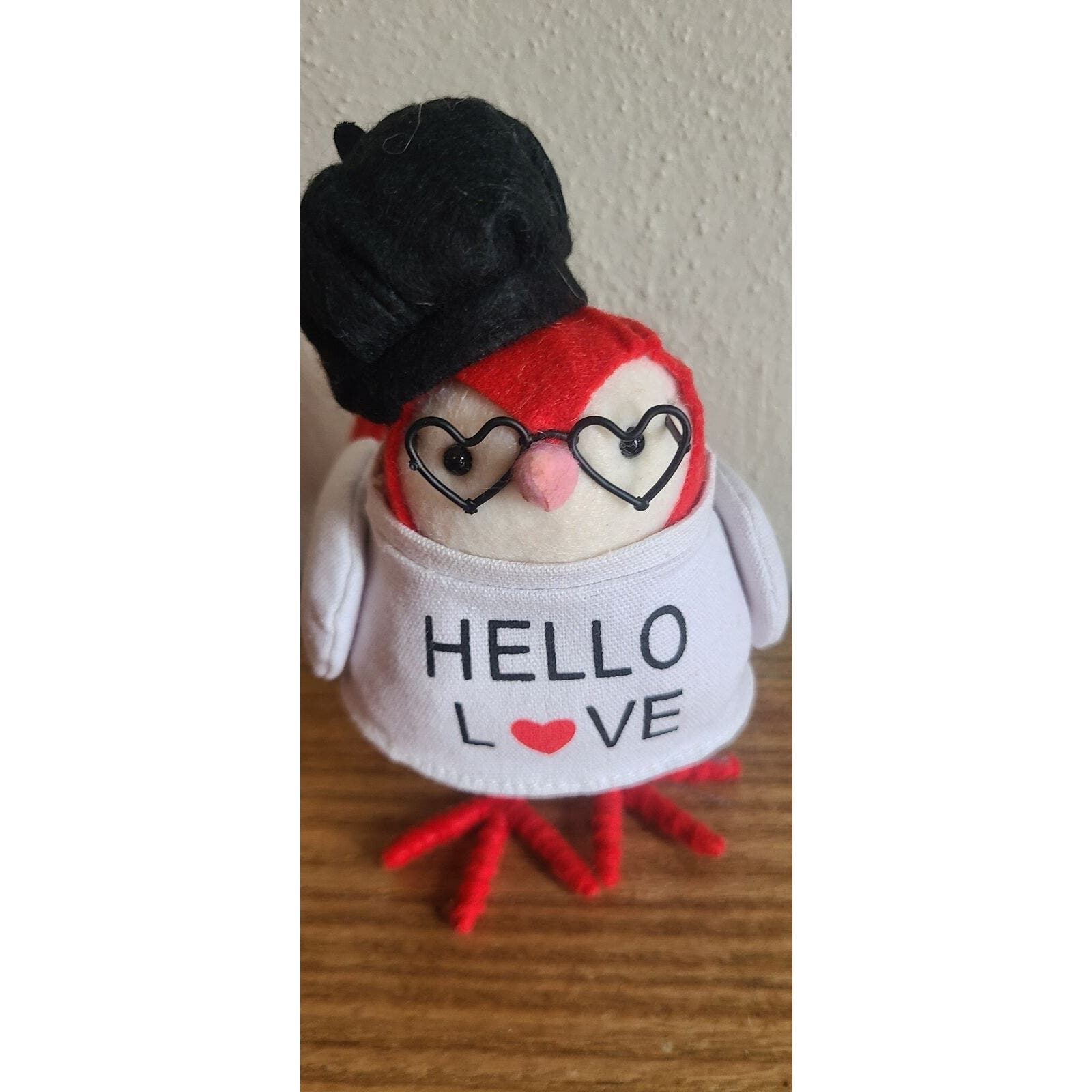 2018 Target Spritz Bird AMI Valentine HELLO LOVE Heart Glasses