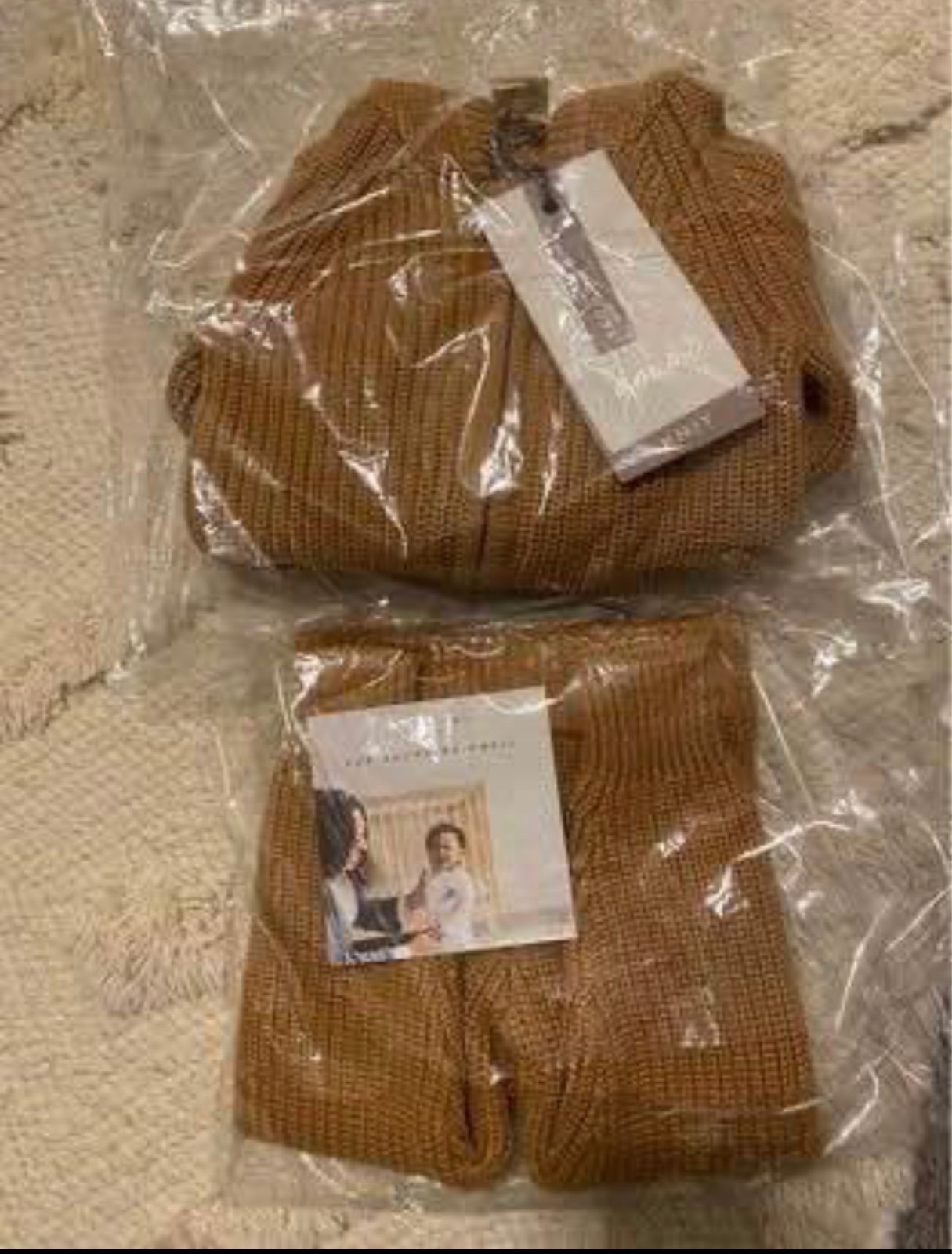 NWT Goumi Acorn knit sweater and pants 3-6mo