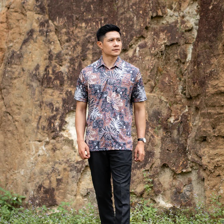 Luxury Performance Batik Shirt for Mens
