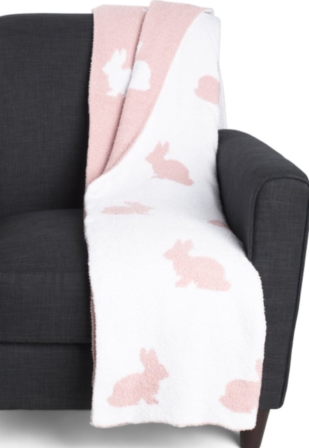 ❤️❤️The Farmhouse by Rachel Ashwell Reversible Blush Pink Bunny Throw