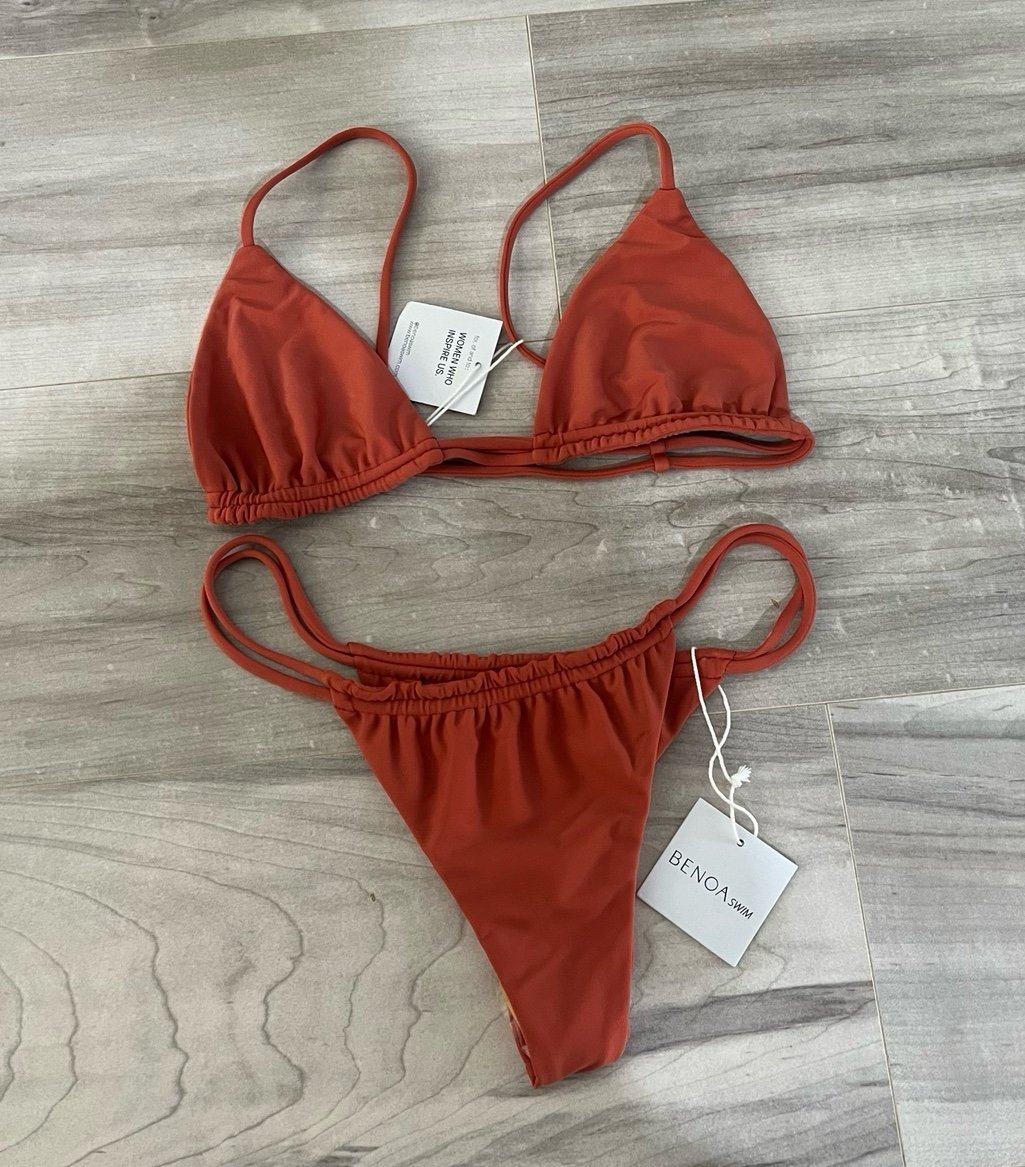 Excellent Condition】 ALEXIA STAM Bikini Top, Size S