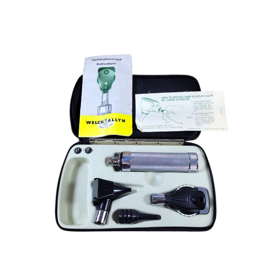 Vintage Welch Allyn 3.5V Set w/ Otoscope Ophthalmoscope 71670 Handle Untested