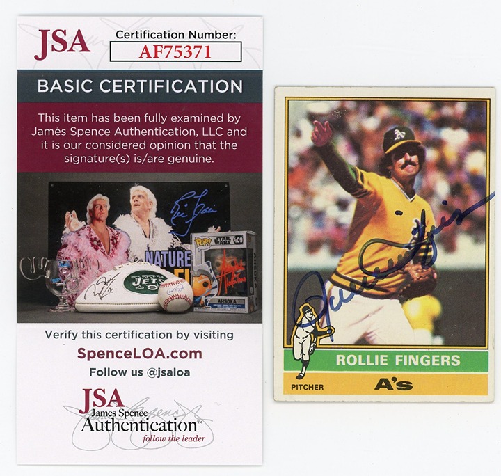 1976 Topps ROLLIE FINGERS AUTO SIGNED A's Card JSA COA