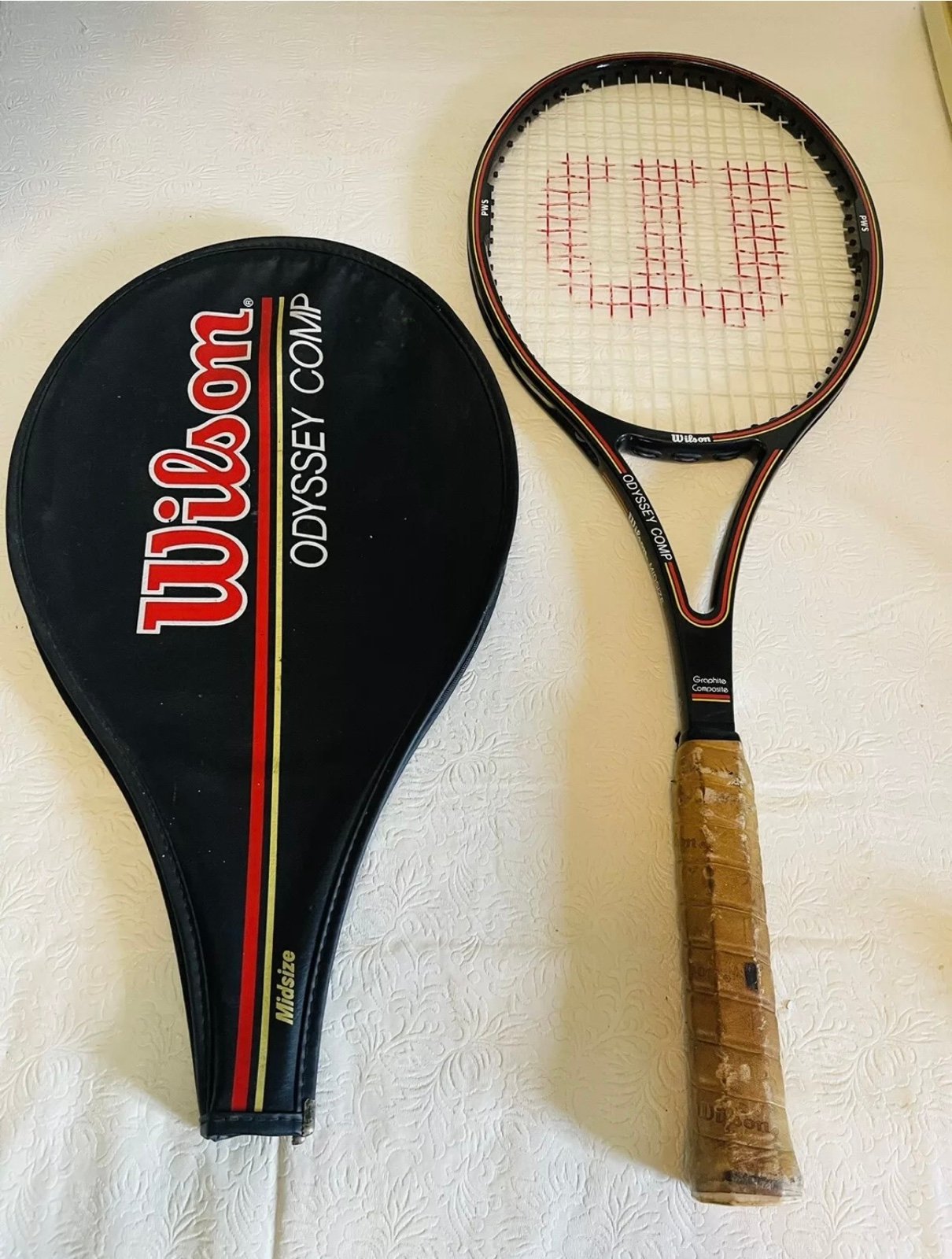 Wilson Pro Staff Midsize 4- 1/2 PWS Made With Graphite Composite W/Case;