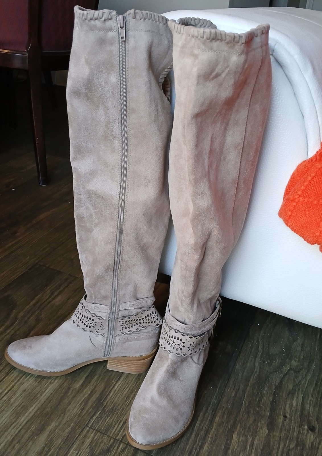 Not Rated Beval Boots Taupe Womens sz 7.5 New Heels 2 Beige