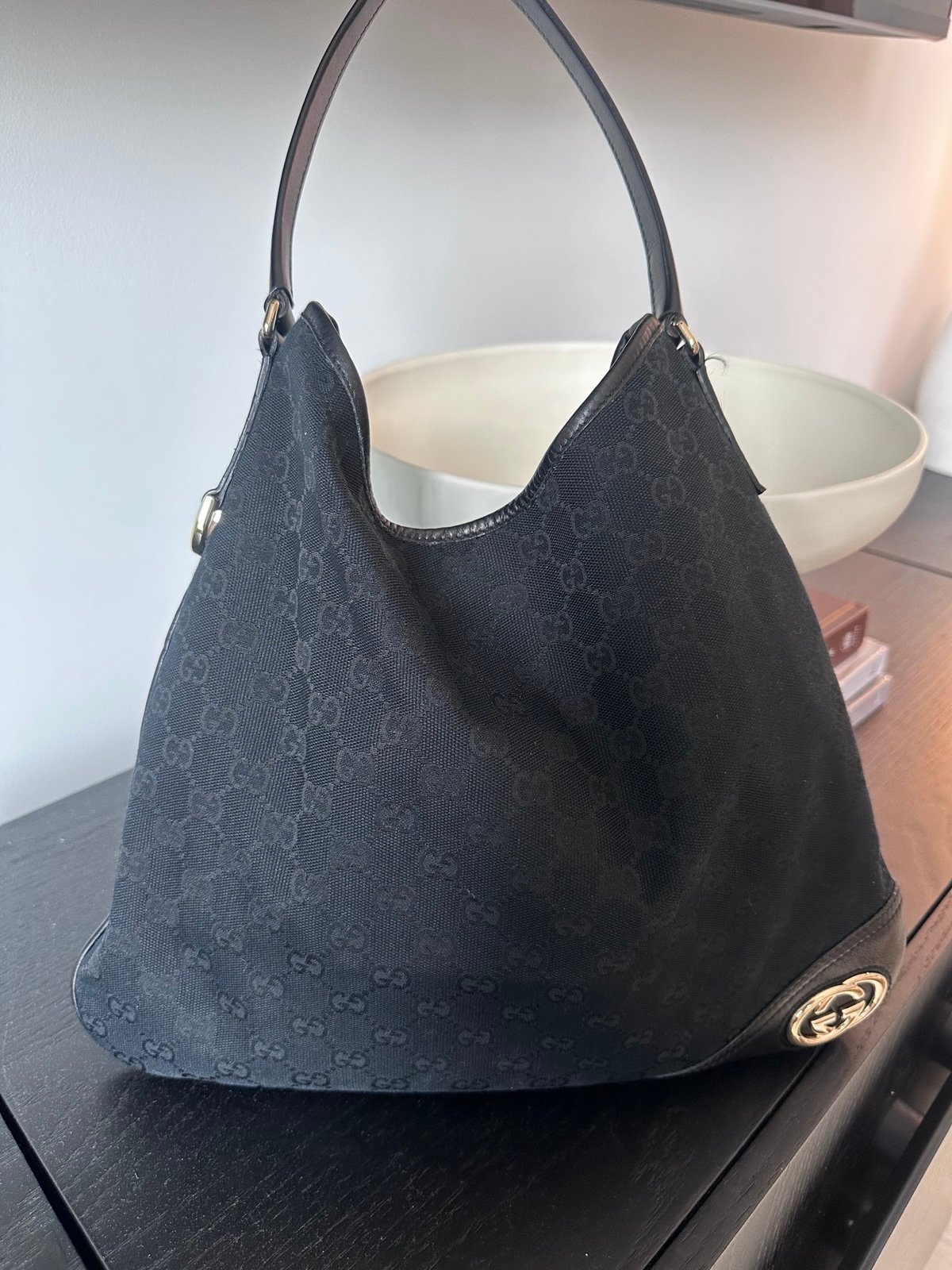 GG Canvas New Britt Medium