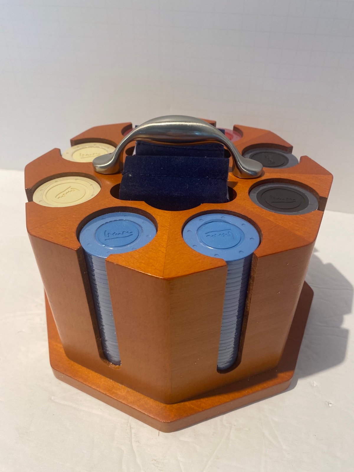 New wooden holder pocket set with chips and 2 decks of cards