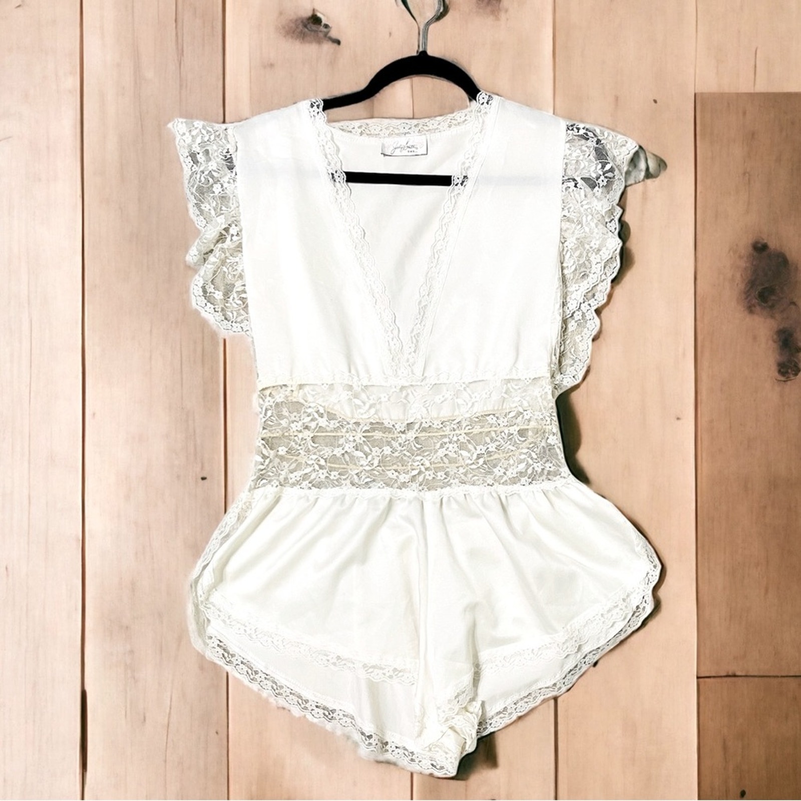 Vintage90s Jaclyn Smith Satin Lace Babydoll Romper White Size S