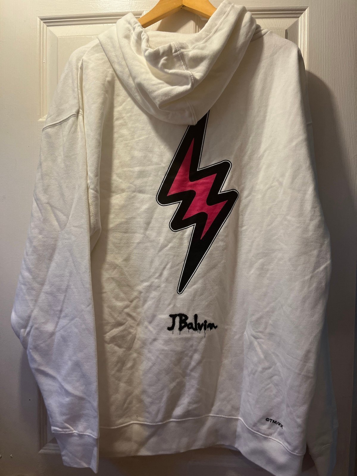 J BALVIN X TAKASHI MURAKAMI HOODIE SIZE EXTRA LARGE