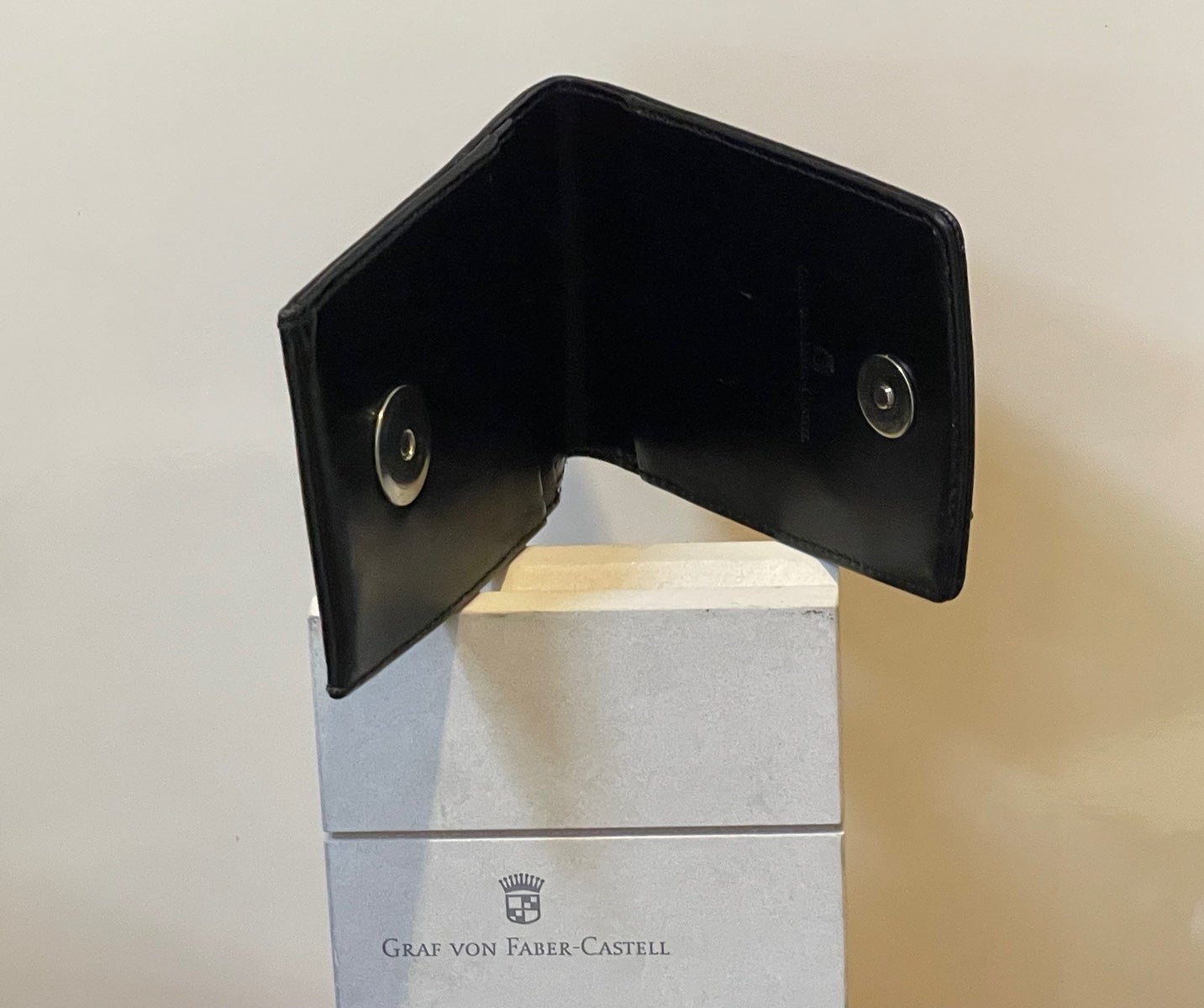 Graf von Faber castell slim folding snap wallet black leather w/box