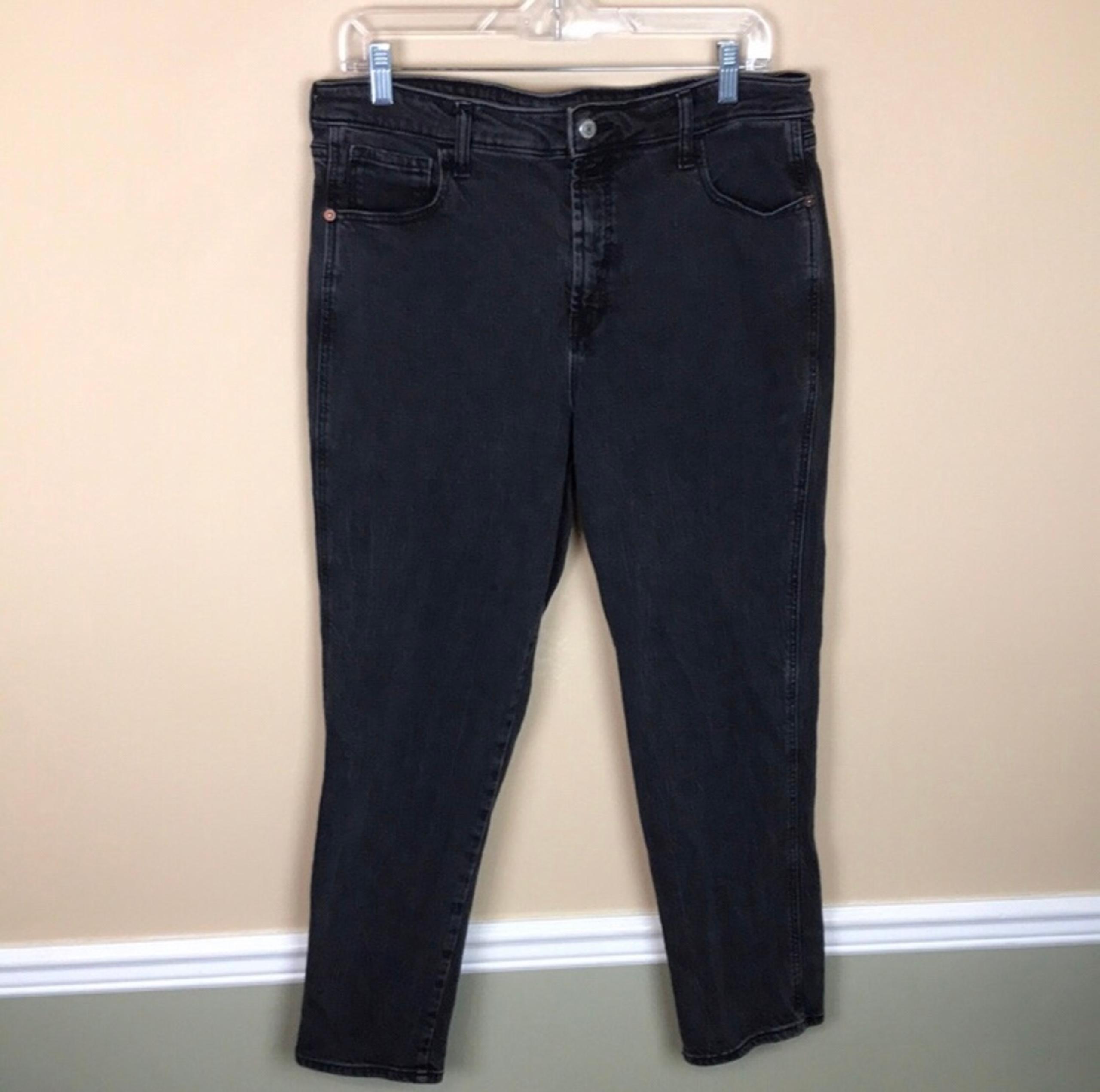 Old Navy Women's High-Rise Vintage Slim Secret-Smooth Pockets Faded Black Jeans