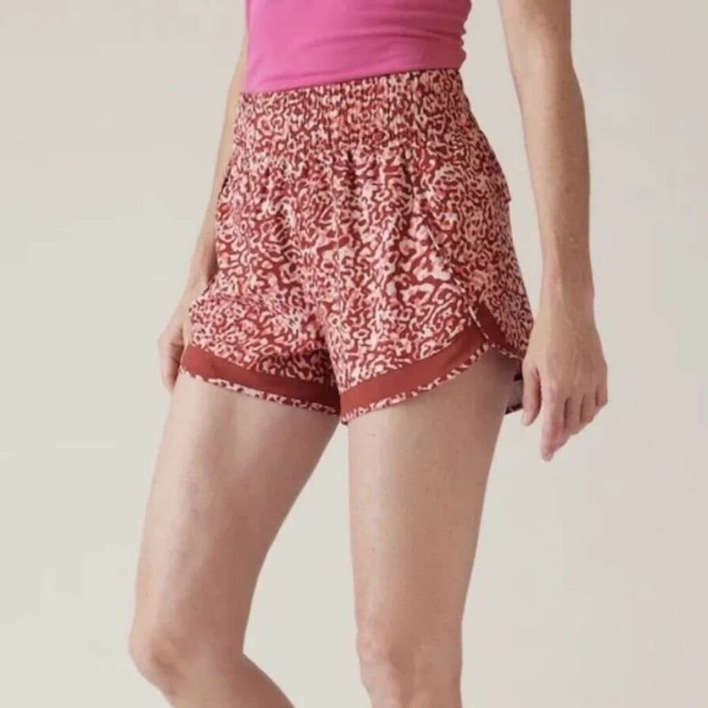Athleta High Rise Mesh Racer Run 3 Short Sz M Zip Pocket