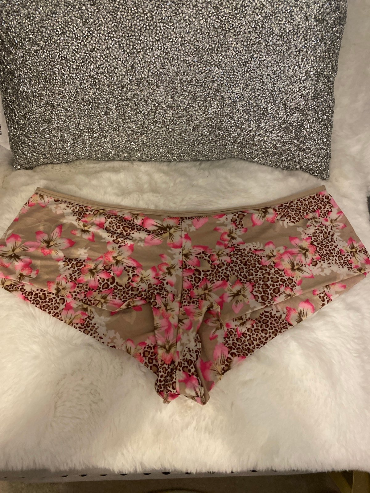 Victoria Secret 2012 Rare Cheeky Panty Medium NWOT