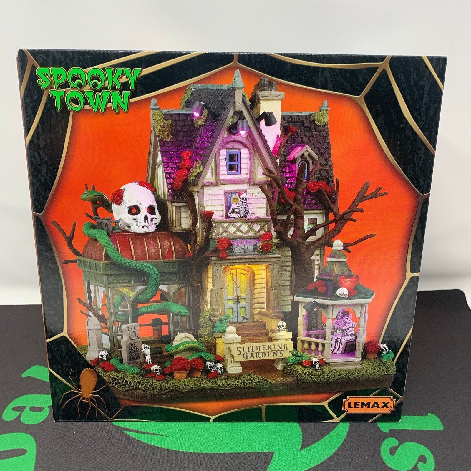 Lemax Spooky Town Slithering Gardens
