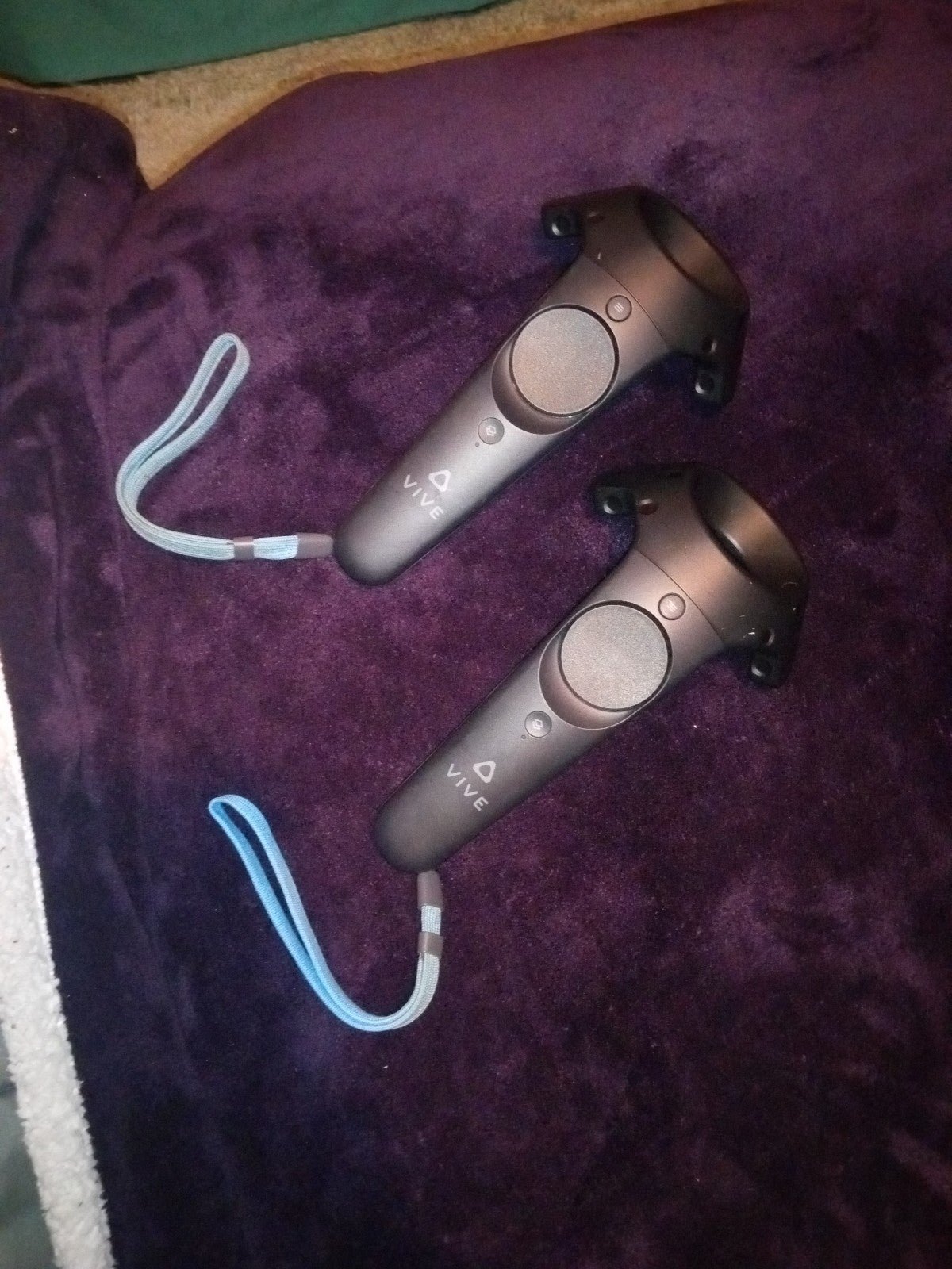 HTC VIVE Controllers