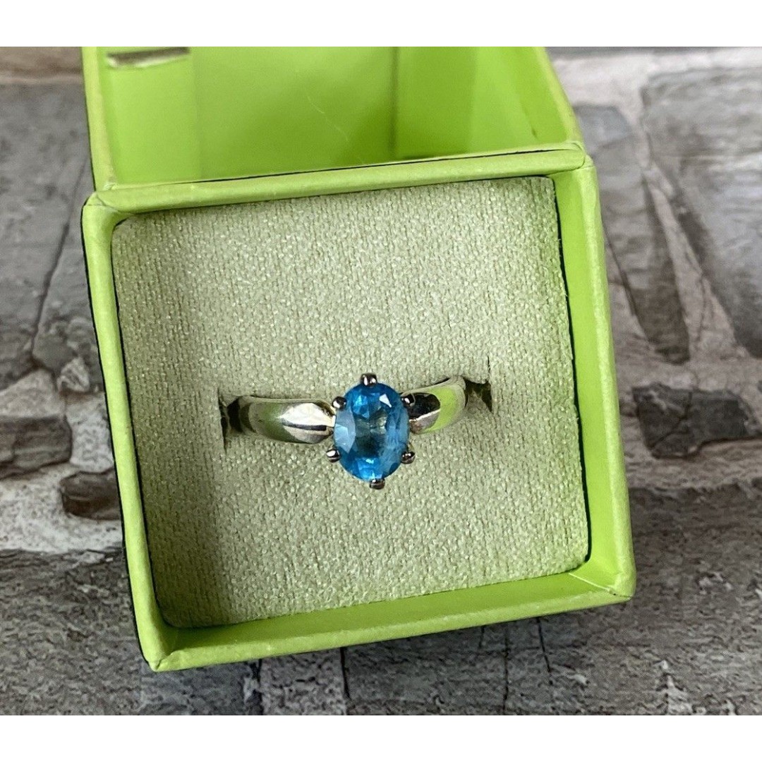 Natural Oval Cut Swiss Blue Topaz Solitaire Ring Sterling Silver Size 7.5-2.79 G