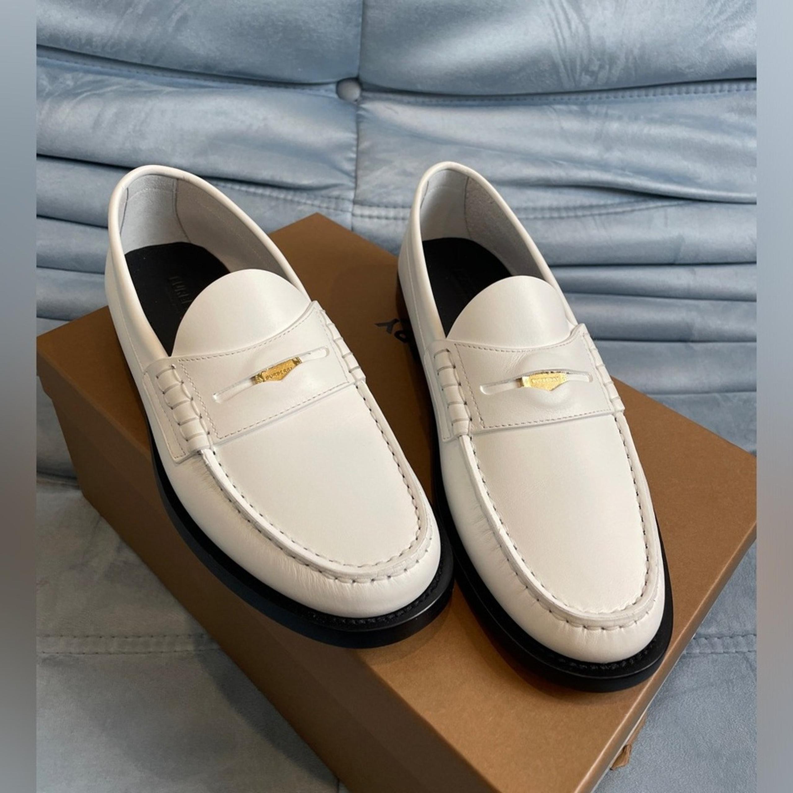 Burberry Leather Loafer