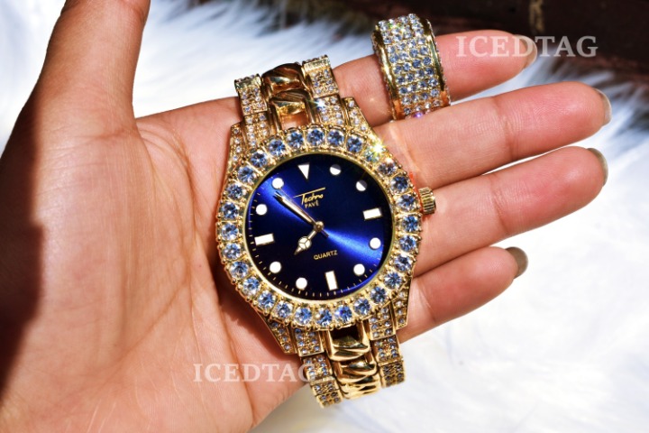 Full Iced Out Red Face Watch, Round Ring