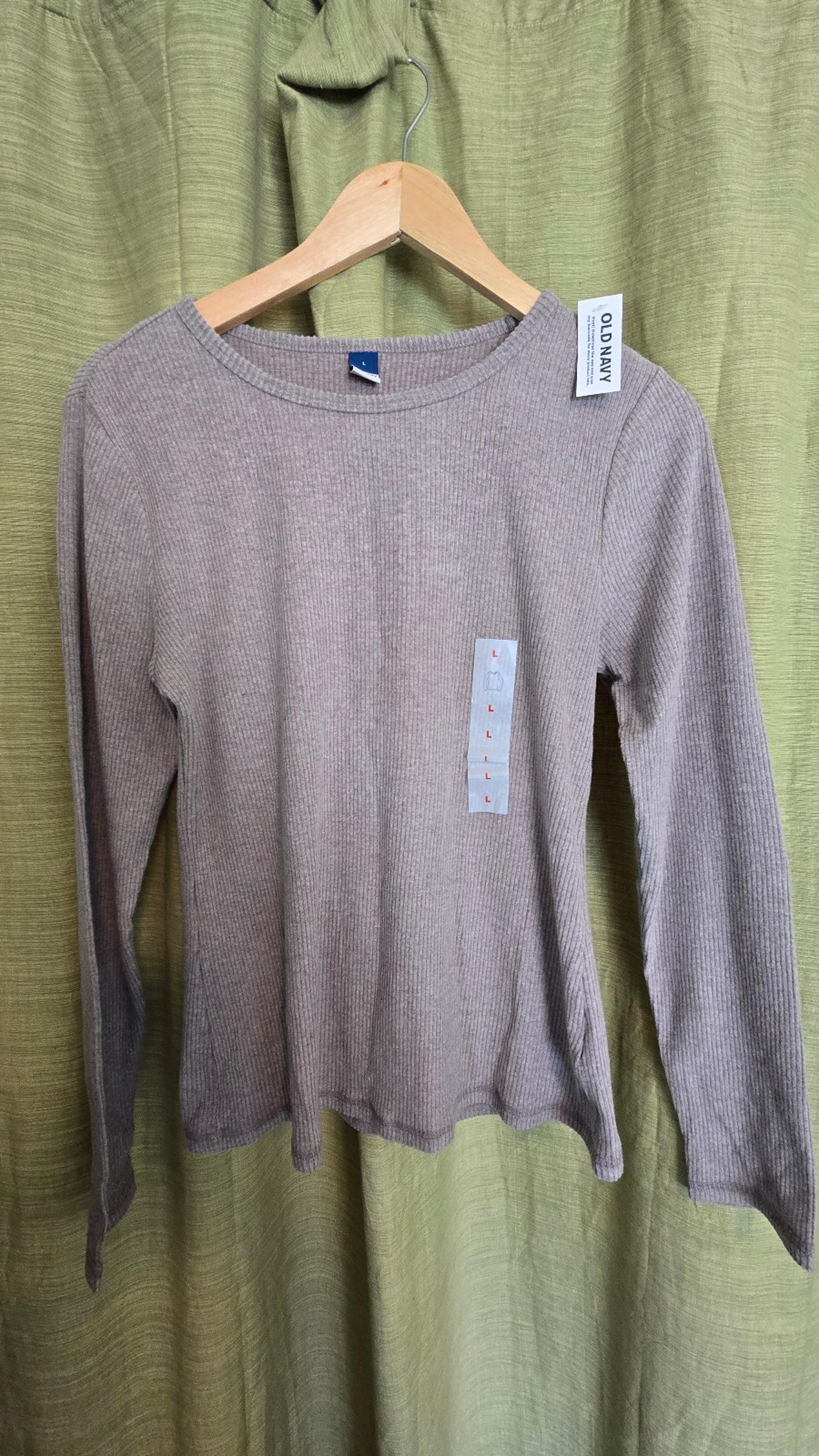 Beige long slevee