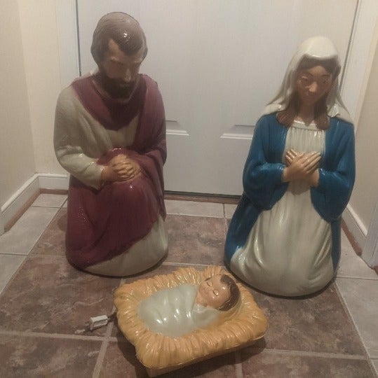 3 PC Vintage 28 Nativity Blow Mold Set