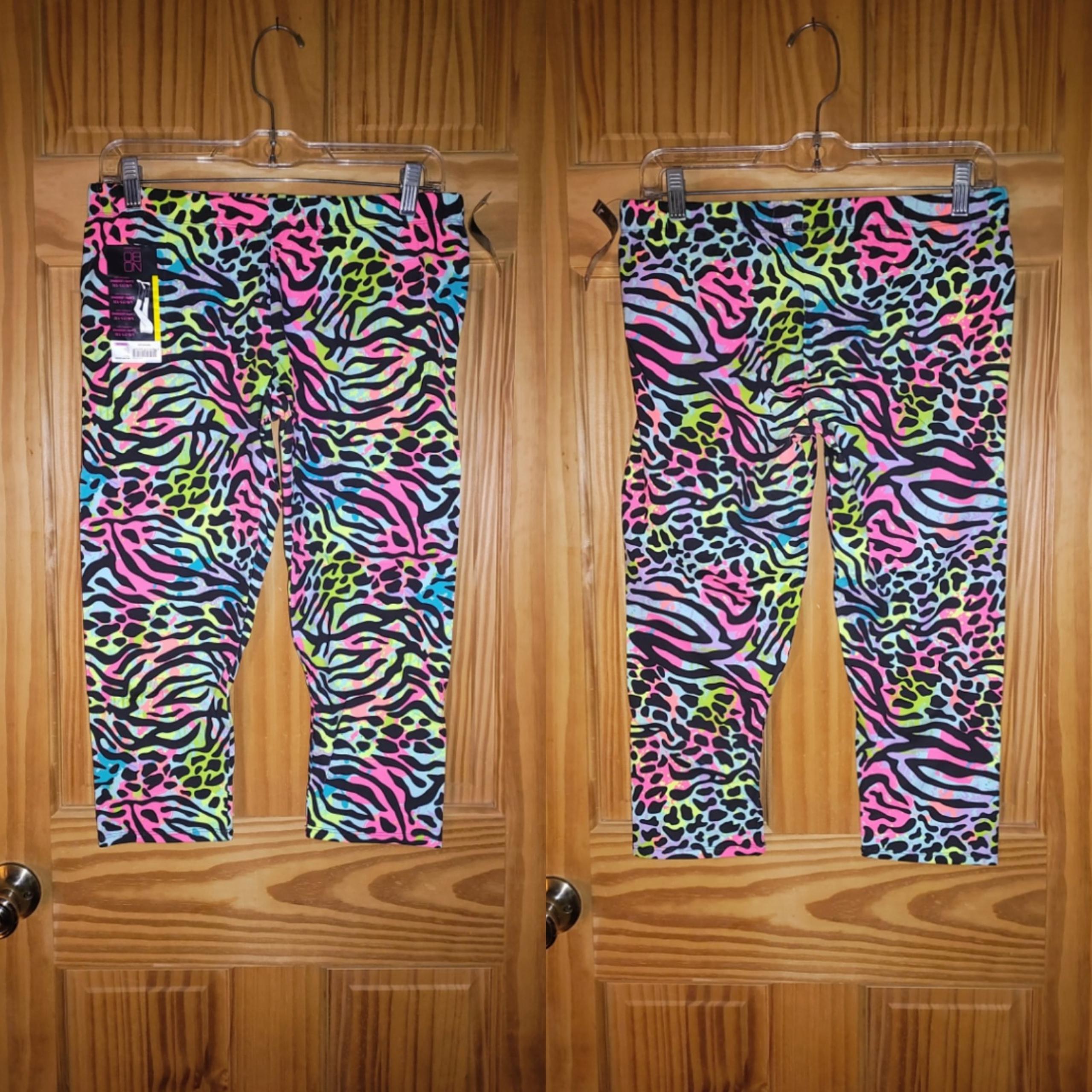 Y2K Capri Leggings NWT - No Boundaries