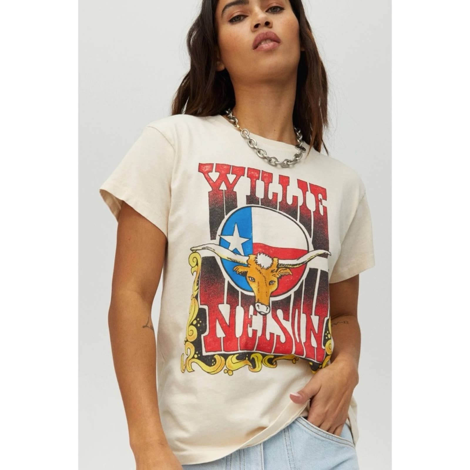 DAYDREAMER NWOT Willie Nelson Texas Bull Tour Band Tee Longhorn Medium