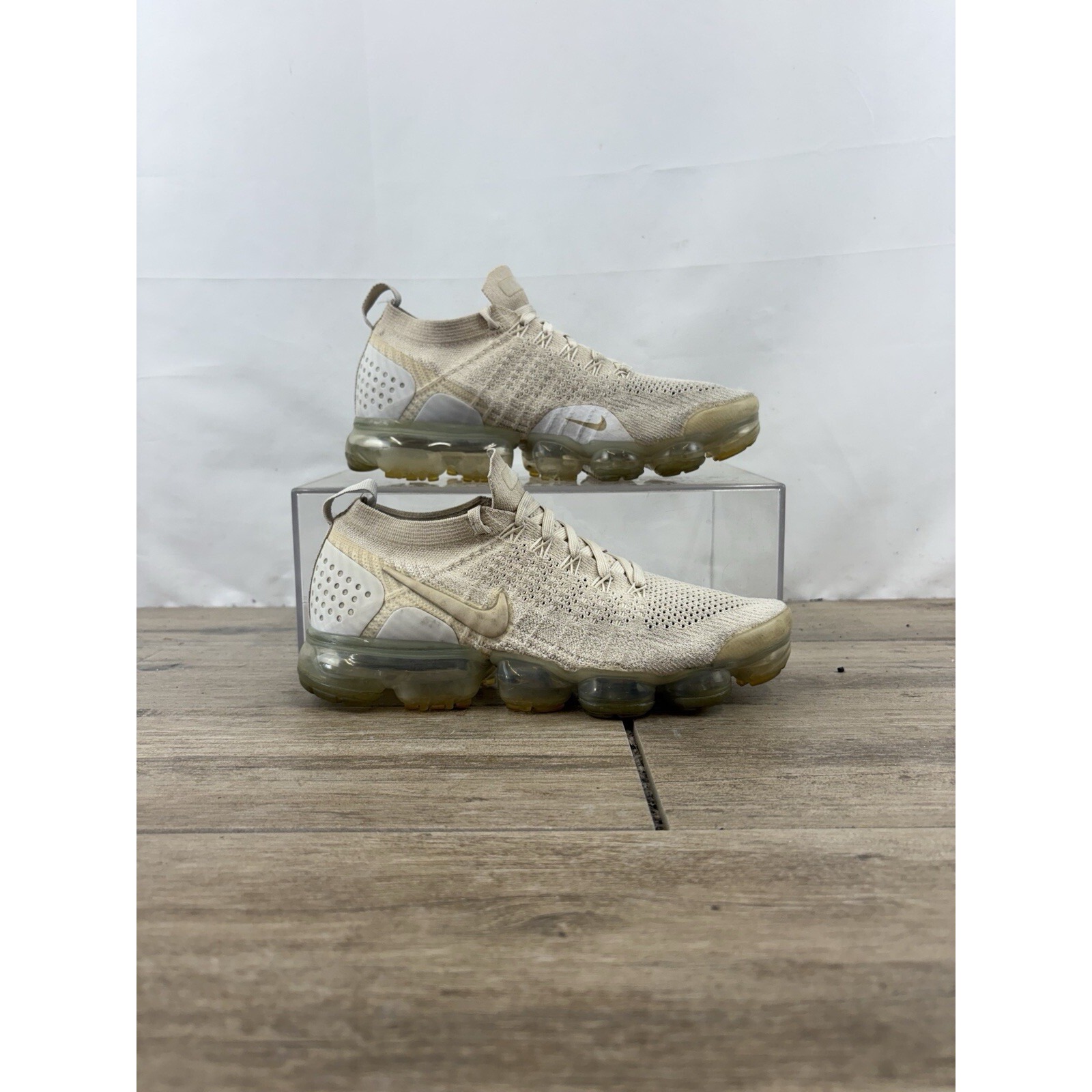 Nike Womens Air VaporMax Flyknit 2 Light Cream 942843-201 Size US 7.5 EUR 38